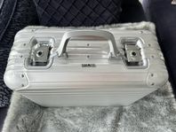 RIMOWA