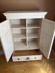 bespoke childrens wardrobe and book shelf