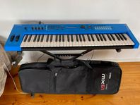 Yamaha MX61 V2 Blue + keyboard stand + Yamaha gigbag