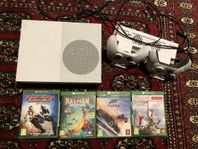 XBOX ONE S med 4 spel+2 kontroller och laddningsdocka