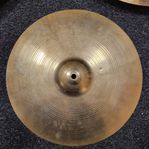 A Zildjian 14" Crash