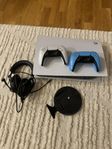 PlayStation 5 Disc edition + PSN headphone + 2 controllers 