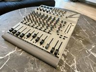 Ljudmixer Wharfedale Pro R-1604