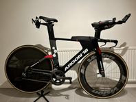 Argon 18 E-119 Tri+ m. Zipp Super 9 