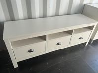 Tv bänk Hemnes som ny 