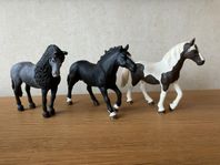 3 st Schleich hästar