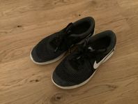 Nike skor 36