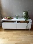 Tevebänk IKEA Bestå 120 cm