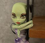 Skapa en Monster High Green Gorgon-flicka