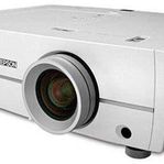 Epson PowerLite Home Cinema 8500UB Projector inkl ny lampa!