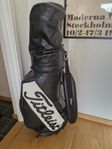 Titleist tourbag och golfset med 14 klubbor