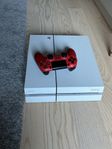 Ps4 slim edition + kontroll samt ett trådlöst headset 