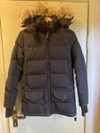 Canada Goose jacka XS