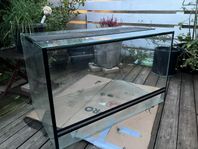 Terrarium i bra skick (60 x 60 x 100)