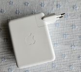 Apple 140 W usb-c-strömadapter/laddare