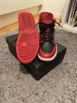 Jordan 1 mid Reverse bred