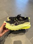 Asics Trabuco Max 3