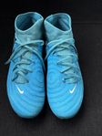 Nike phantom blue fotbollsskor 