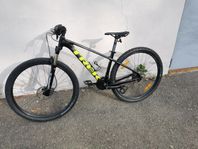 Cykel Trek Marlin 6 