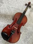 Fiol Violin 4/4 Stradivarius model 1930-talet. Bra ljud.