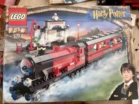 LEGO Hogwarts Express 4708 Harry Potter