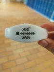 säljer Ant Wan armband den som bjuder högst får den