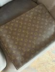 Louis Vuitton datafodral 