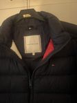 Tommy Hilfiger Storlek 164 jacka 