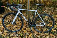 Cykel White cyclocross