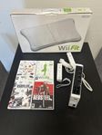 Nintendo Wii med spel och Wii fit platta 