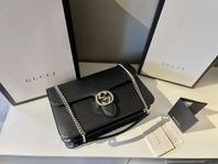 Gucci Interlocking bag Size L