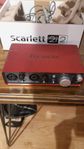 Focusrite Scarlett 2i2 (2nd Gen) USB Audio Interface