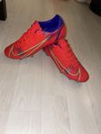 Nike Mercurial Vapor 14 storlek 42,5