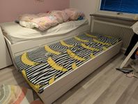 Ikea våningssäng SLÄKT med förvaring.