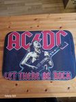 AC/DC, Dörrmatta 