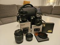 Canon 250D Kamera + Objektivpaket – I Nyskick!