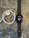 Apple Watch s8 45mm gps + cellular