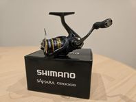 Shimano Sahara FJ C2000S [oanvänd]