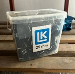 LK Systems dubbel Plastklammer Tomrör 25 mm