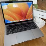 Apple MacBook Pro 2017 | 13.3" | Touch Bar | 500 GB SSD