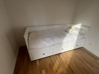 Day-bed with pull out and 3 drawers