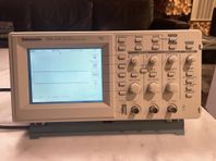 Tektronix 210