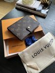 LV Agenda ring smal 