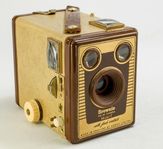 Kodak 'Golden' Brownie SIX-20 Model F