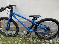 Terrängcykel. White ”24” Junior 