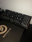 Moog mother 32