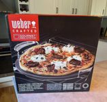 Weber Glazed pizza stone (oöppnad)