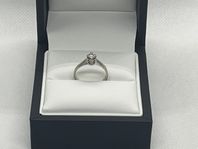 Ring 18K vitguld, diamant 0.23 Ct 