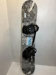 Snygg Snowboard i bra skick, 146cm