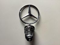 Mercedes emblem